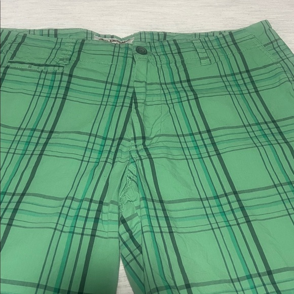 Arizona Jean Company Mint Plaid Shorts - Picture 2 of 10